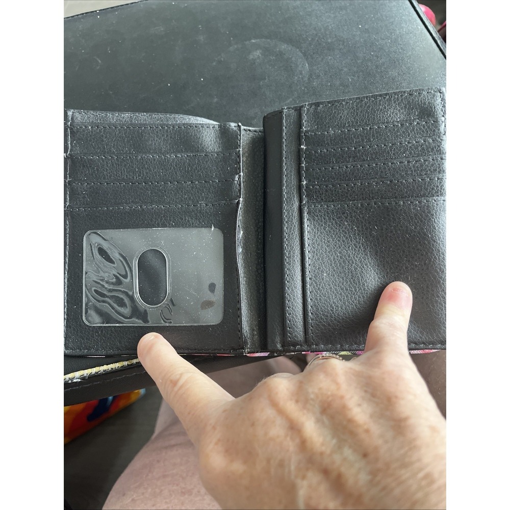 BUXTON VEGAN LEATHER FLORAL MULTI COMPARTMENT WALLET - Picture 5 of 5